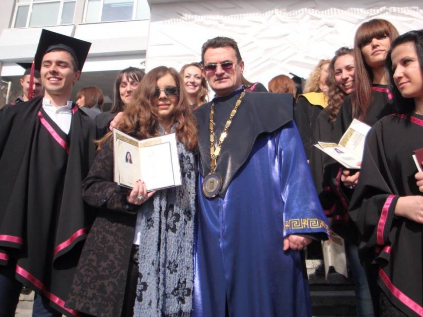 ЮЗУ „Неофит Рилски” приема 1800 студенти