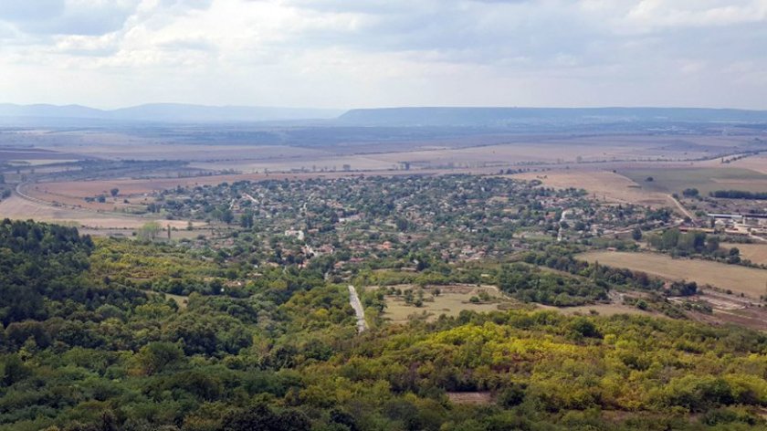 Шумен не дава село Мадара на Каспичан