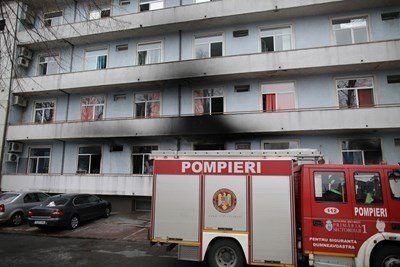 Още две жертви на пожара в букурещката болница