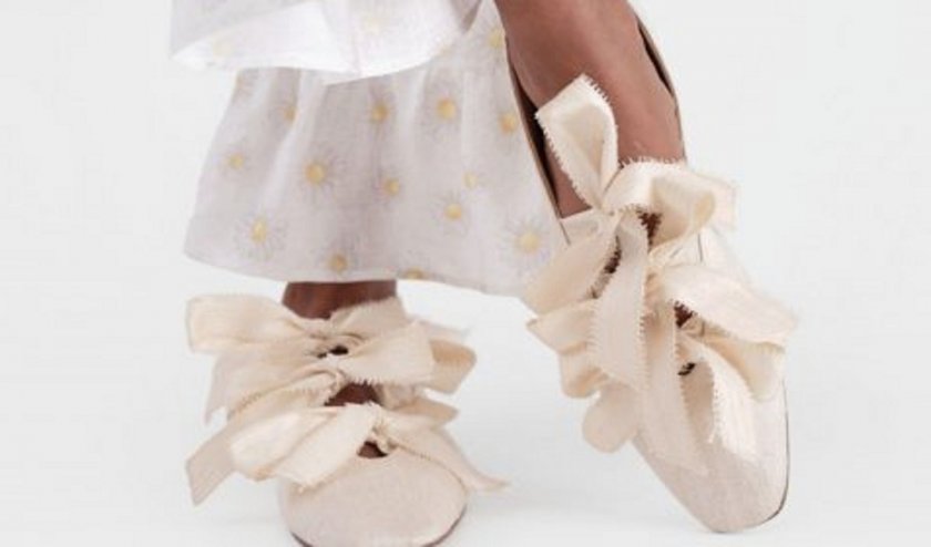 Странни, но модерни: Хитови обувки пролет-лято 2021