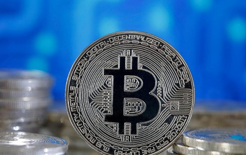 Нов рекорд: Биткойнът премина $48 000