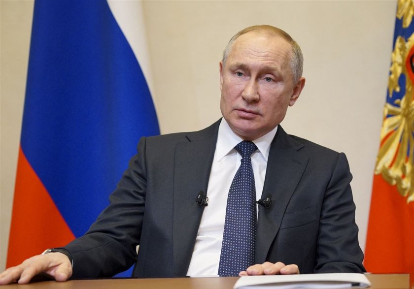 Путин обяви за голям научен успех на Русия трите ѝ ваксини