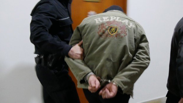 17 г. затвор за брутален убиец, удушил любовницата си с голи ръце