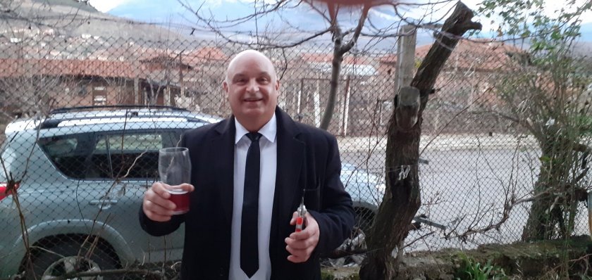 Зам.-губернатор засече ново плаващо сметище