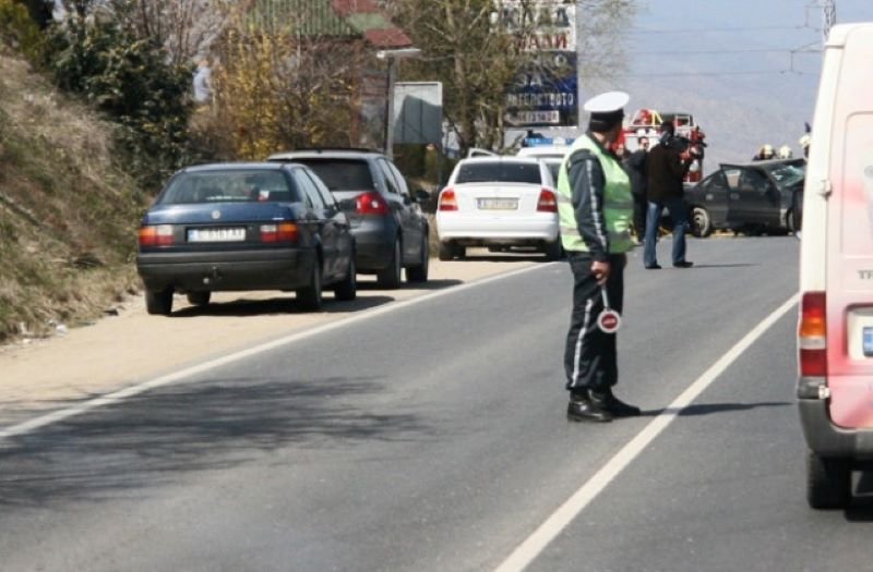 Жена пострада при верижна катастрофа край Велинград