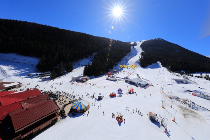 Световният ски елит готов на старта в Банско