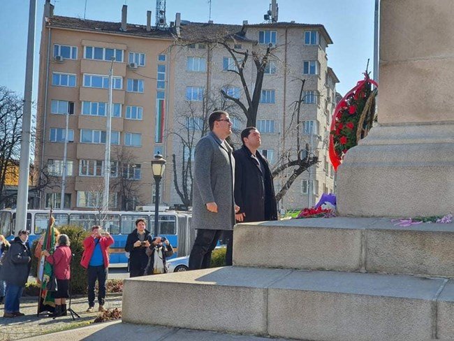 Паргов: Прекланяме се пред подвига на героите