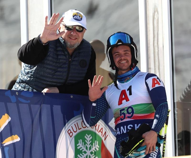 Министър Кралев: Организацията на Световната купа по ски в Банско е блестяща