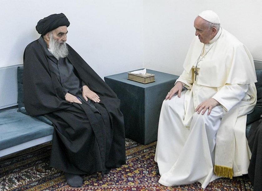 Папата отпътува за Рим след историческата визита в Багдад
