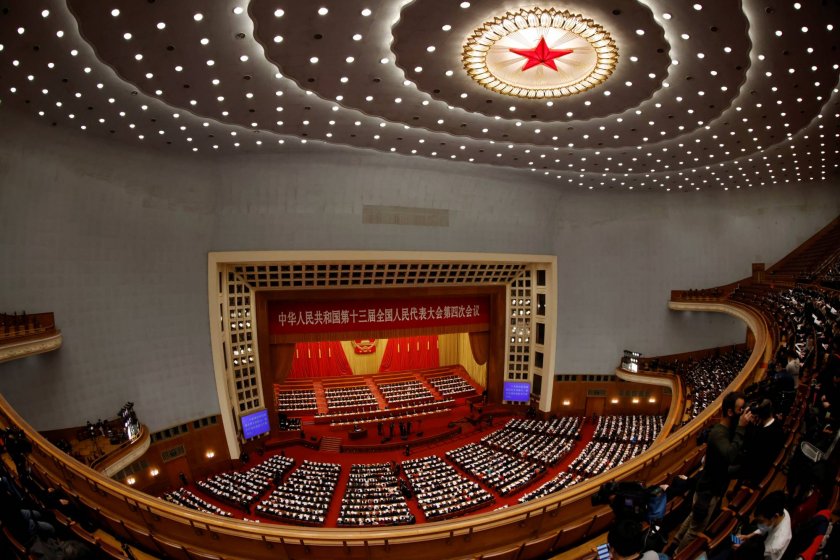 Китай решен да възпре външна намеса в Хонконг и Макао