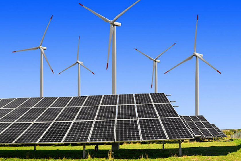 До 2024 година: Още 700 MW вятърни и 1600 MW соларни мощности
