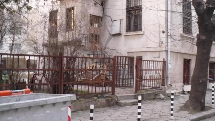 Възстановяват къщата на Райна Княгиня