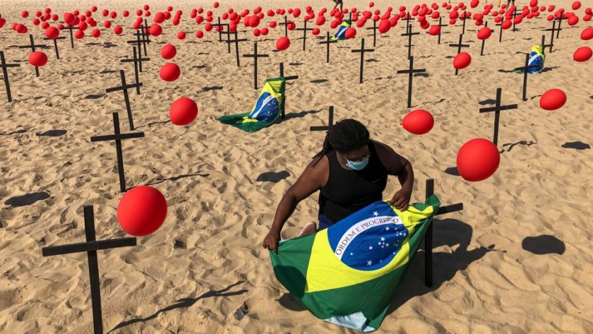 Ковид донесе смърт на 2000 за ден в Бразилия