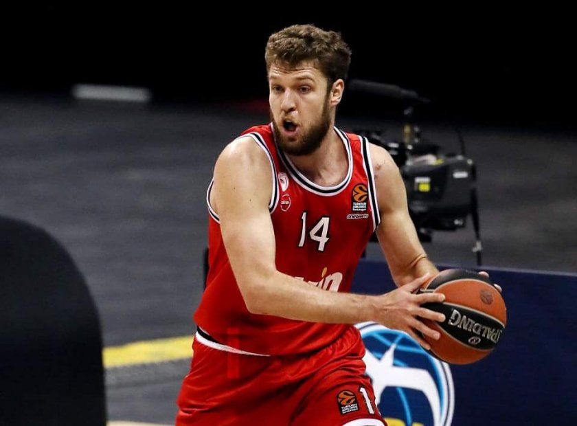 Сашо Везенков подобри личен рекорд в Евролигата