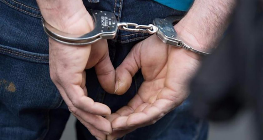 Арестуваха мъж, качил насила тийнейджър в колата си