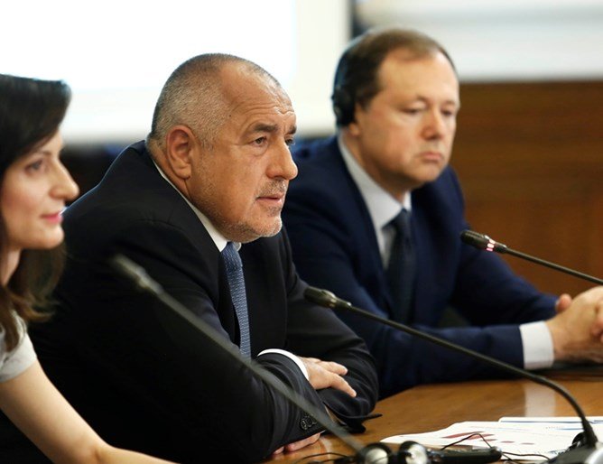 Борисов: БСП даже и оставка не могат да подадат