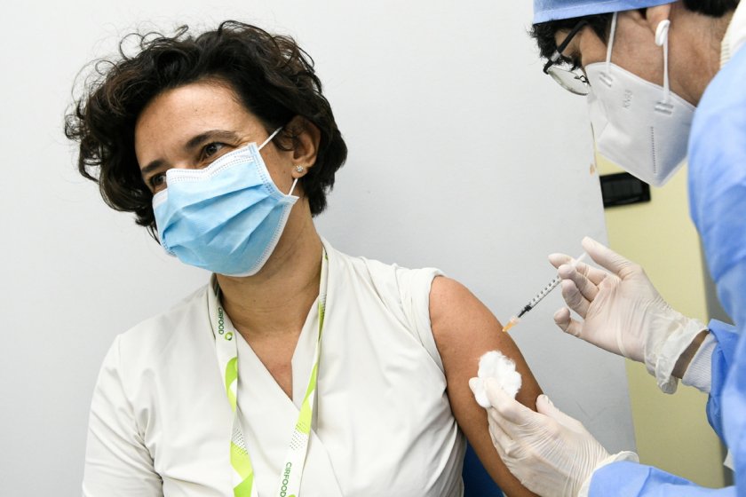 Италия задължи здравните работници да се ваксинират
