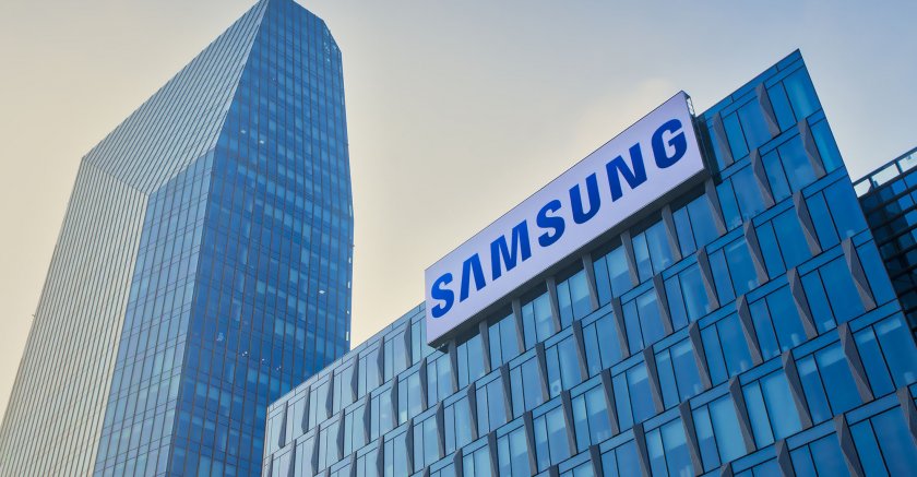 Samsung вдига печалбата на половина