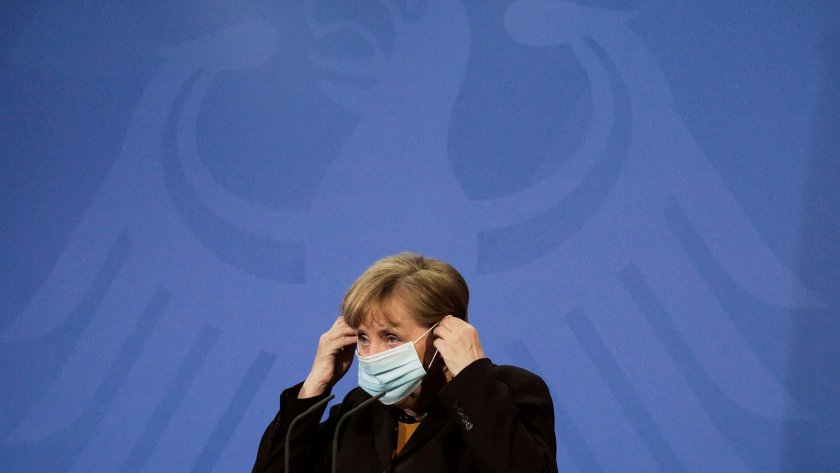 Меркел ще се ваксинира с АстраЗенека в петък