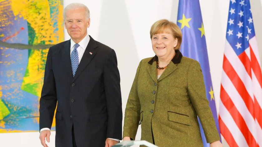 Байдън и Меркел зоват Путин да не струпва войски край Украйна