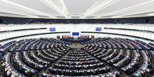 Eвропарламентът проверява националните планове за възстановяване 