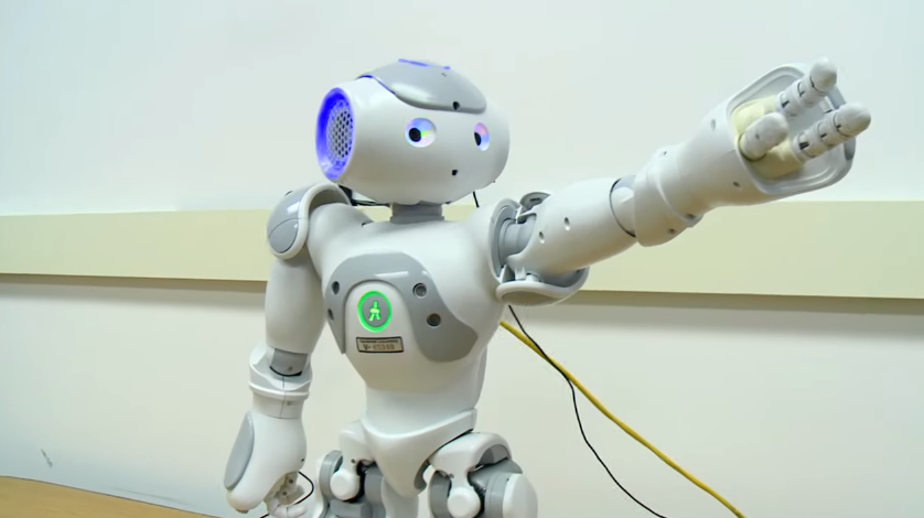 Роботи помагат на деца с аутизъм да подобряват социалните си умения