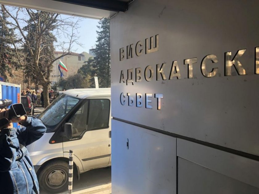 Юристи обидени на Борисов за "мутрите си вкараха адвокати в парламента"