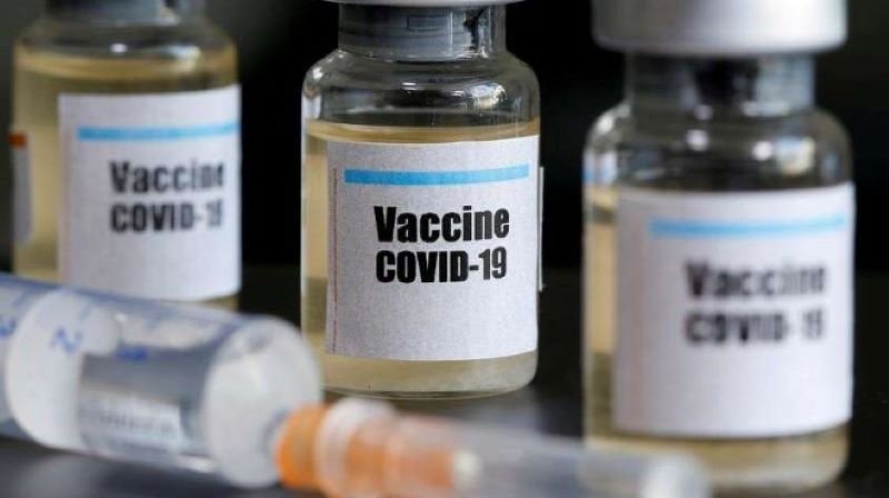 Професор бие тревога: Възможен е недостиг на ваксини заради Covid кризата в Индия