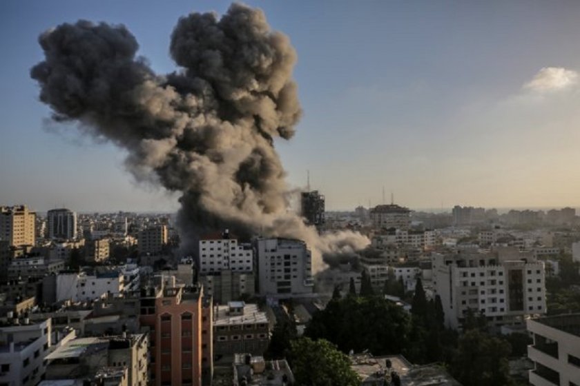 „Хамас” удари Израел с ракети