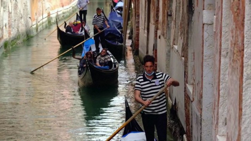 Туристите се завръщат във Венеция