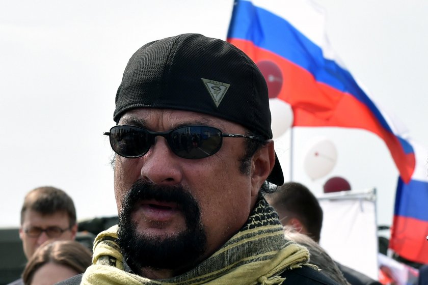 Стивън Сегал стана член на руската соц партия
