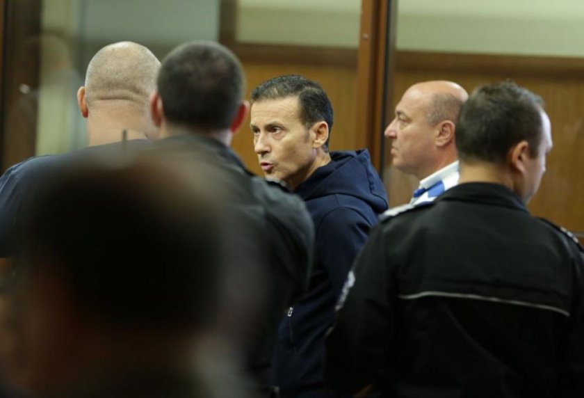 Братът на адвоката на Миню Стайков издирван за тежко престъпление