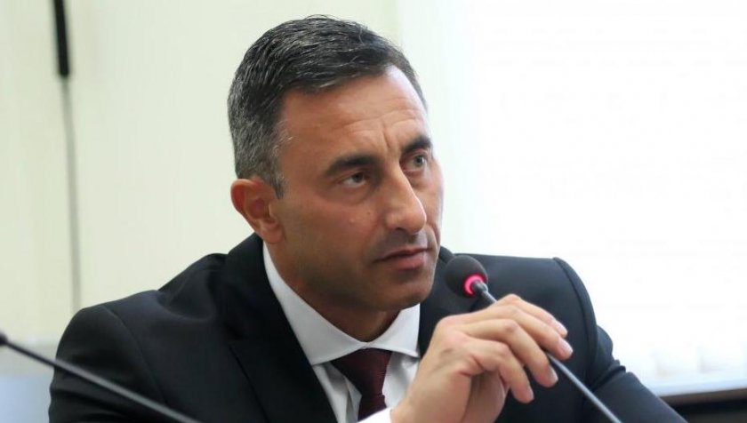 Ето какво откри НАП при нощната си акция (НА ЖИВО)