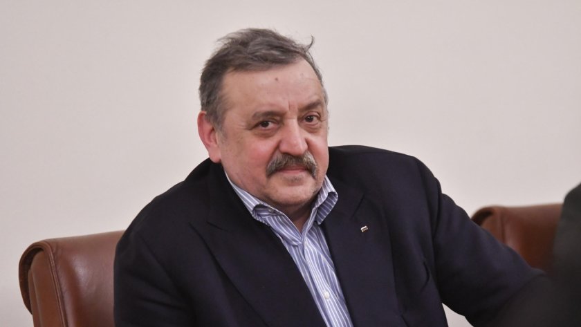Проф. Кантарджиев ще консултира Столичната община за ваксинацията