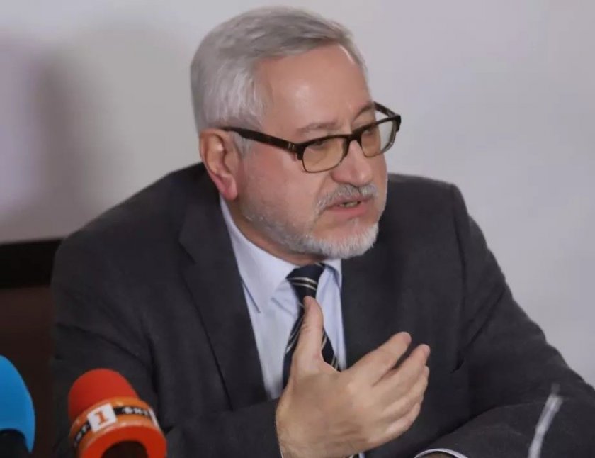 Проф. Ангел Димитров: Скопие отказва разговори по исторически теми 