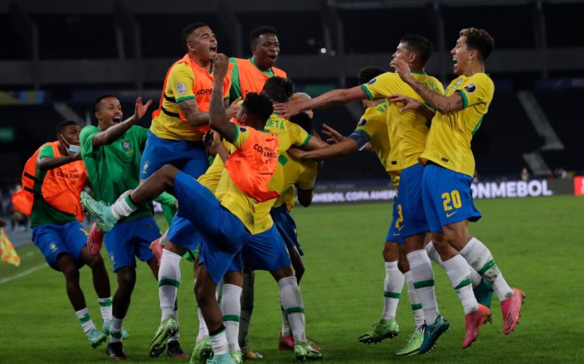 Измъчена победа на Бразилия на Копа Америка