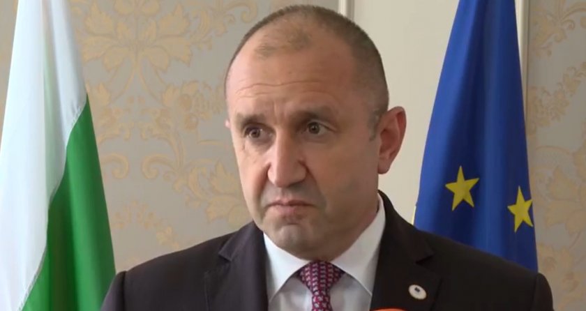 ИЗВЪНРЕДНО: Румен Радев на живо