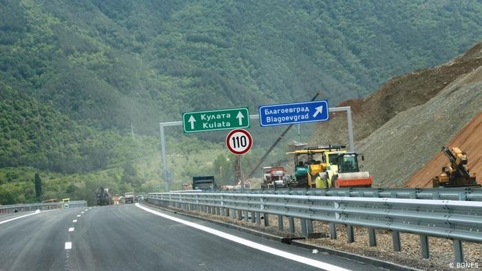 Катастрофа възпрепятства движението на магистрала "Струма"