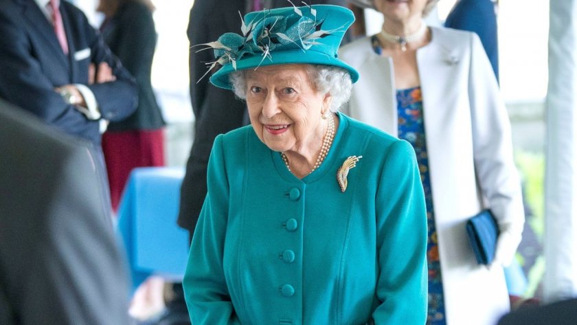 Кралицата награди британската Национална здравна служба