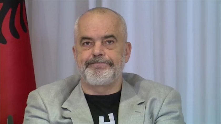 Един милион ваксинирани в Албания