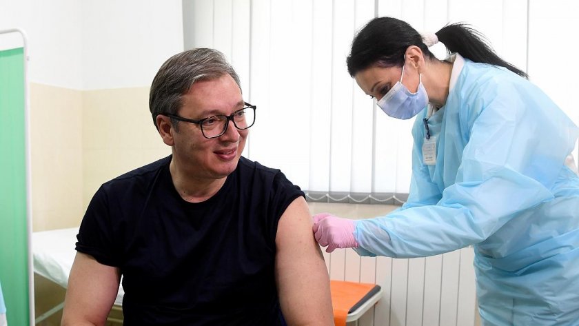 В Сърбия ще има трета доза ваксина за рискови граждани