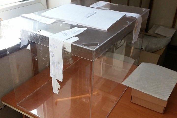 Смолян №1 пред урните, Кърджали заспа 