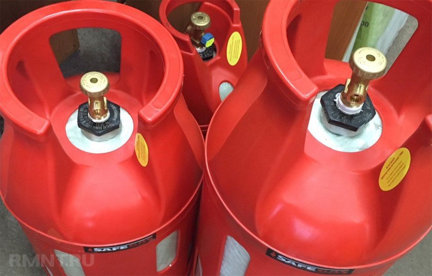 Мъж и жена берат душа в болница след взрив на газова бутилка