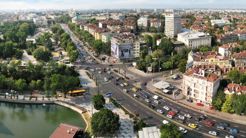 Пазарът на имоти се раздвижи, в София пак е най-скъпо