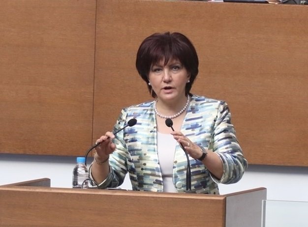 Бившият шеф на парламента Цвета Караянчева