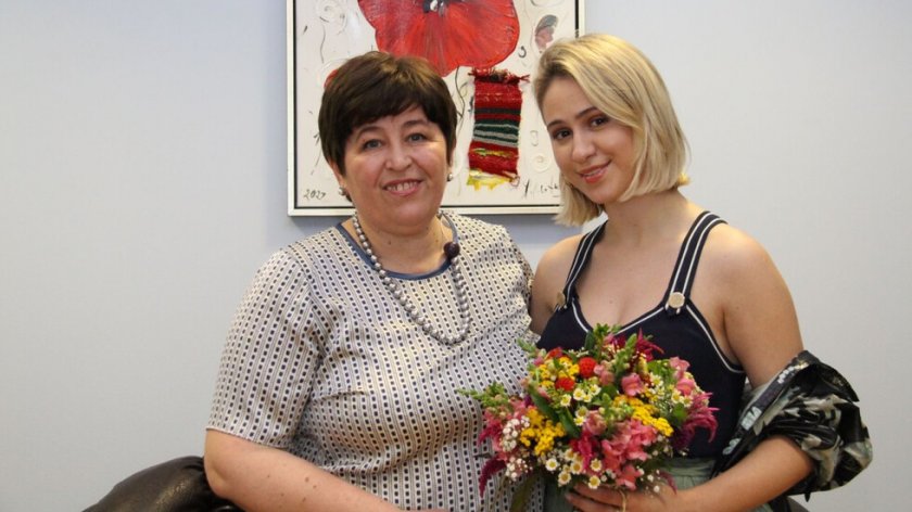Мария Бакалова стана посланик на България