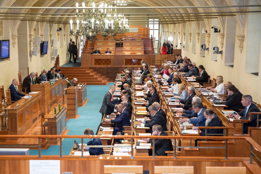Чехия разреши самозащитата с оръжие