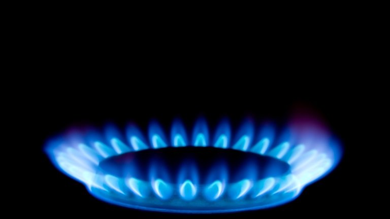 Търговията с природен газ ще става само с лиценз