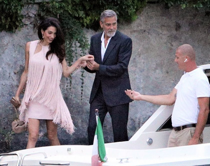 НЕНОВИНАТА: Джордж Клуни и Амал се чекнат на езерото Комо