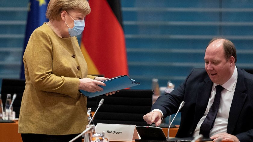 Германия обмисля ограничения за неваксинирани